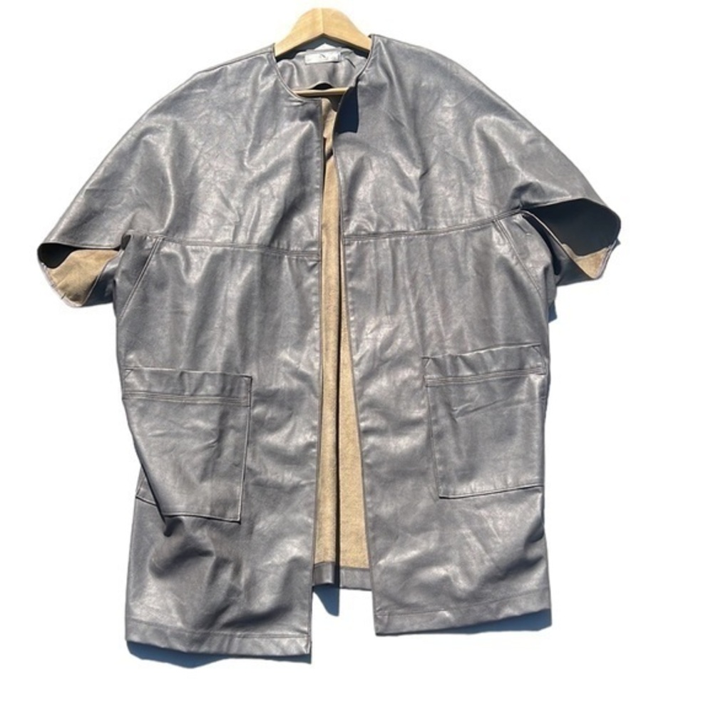Natori Vegan‎ Leather Gray Kimono Style Jacket Size Small